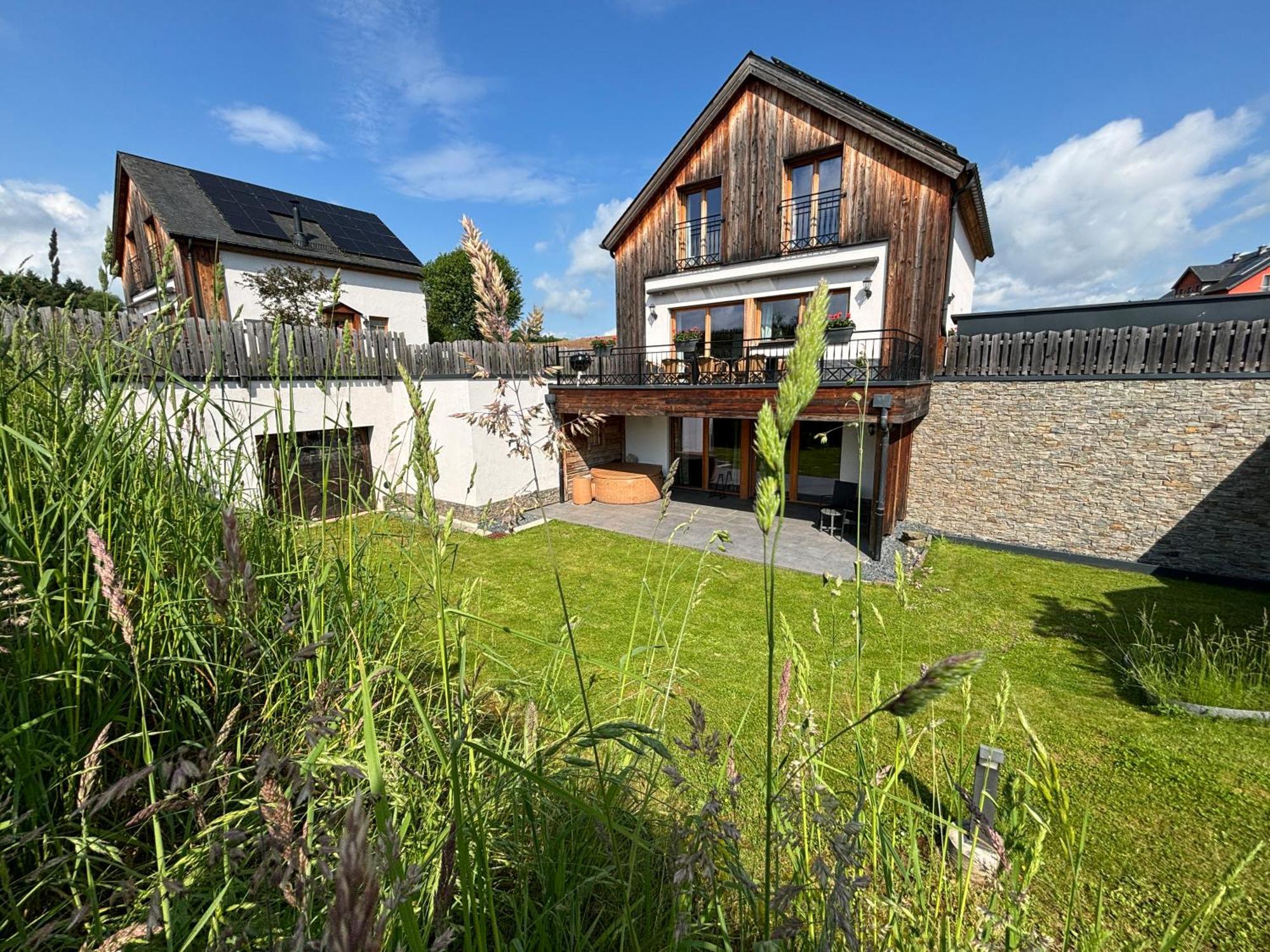 Chalets Petry Spa & Relax Bettel 外观 照片
